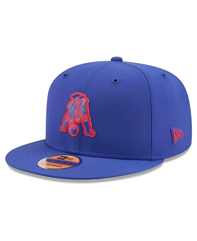 New Era Men's Royal New England Patriots 2026 Sideline Throwback 9FIFTY Snapback Hat