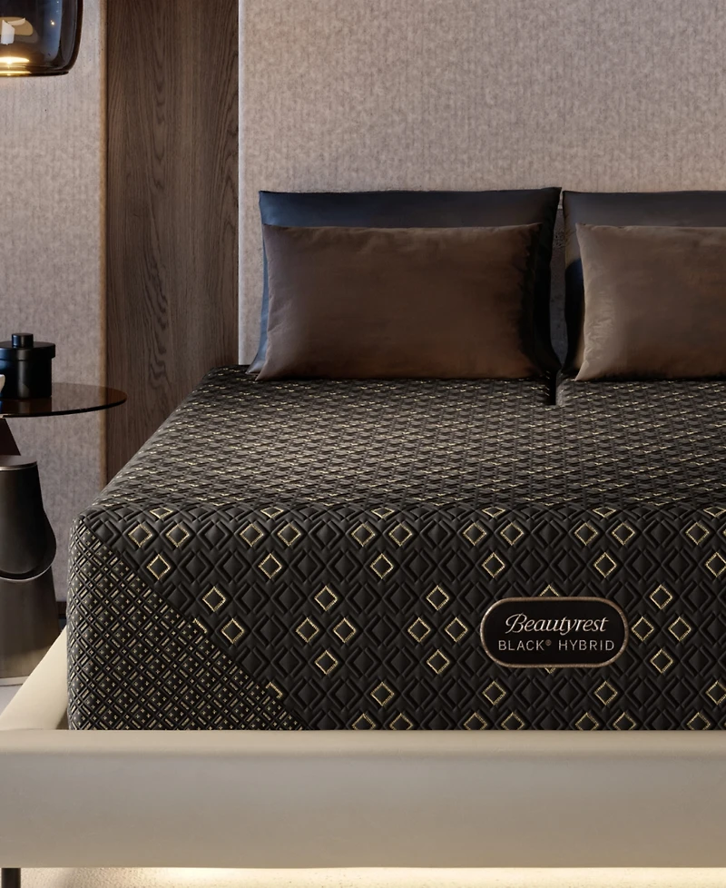 Beautyrest Hybrid Series Four Xcs 15" Medium Smooth Top Mattress Set
