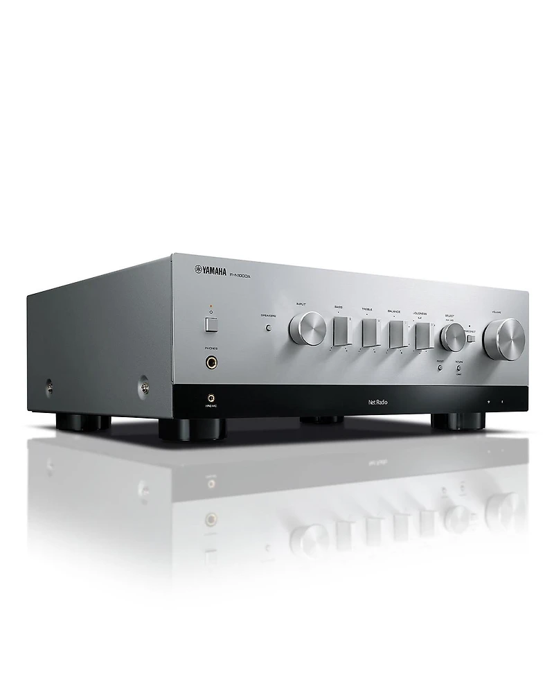 Yamaha R-N1000A Stereo Network Receiver with AudioQuest Sky Hdmi Cable Bundle