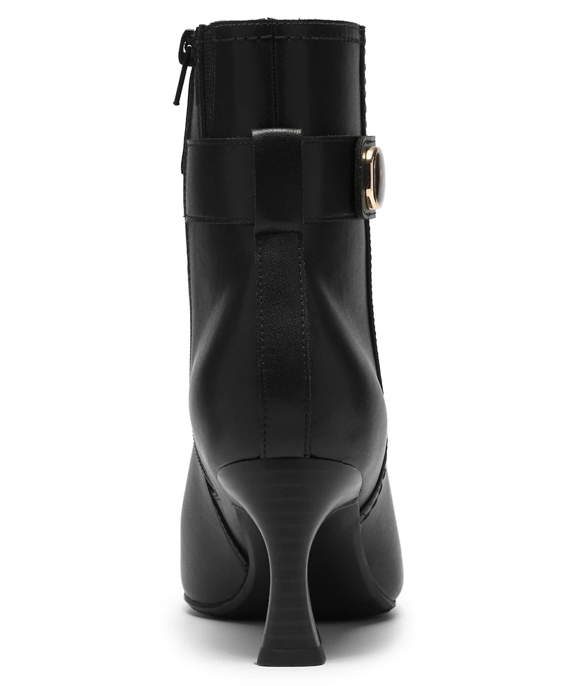 Clarks Collection Women's Tammitha Nora pointed Toe Booties