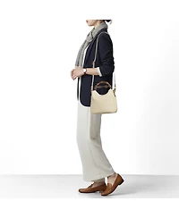 Pre-Owned Gucci Diana Leather Hobo Bag with Bamboo Handle
