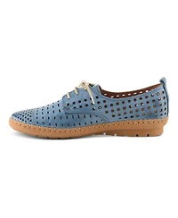 Spring Step Women's Deysi Slip-On with Laser-Cut Detail