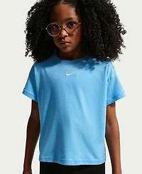 Nike Big Girls Sportswear Essential Cotton Swoosh Logo T-Shirt