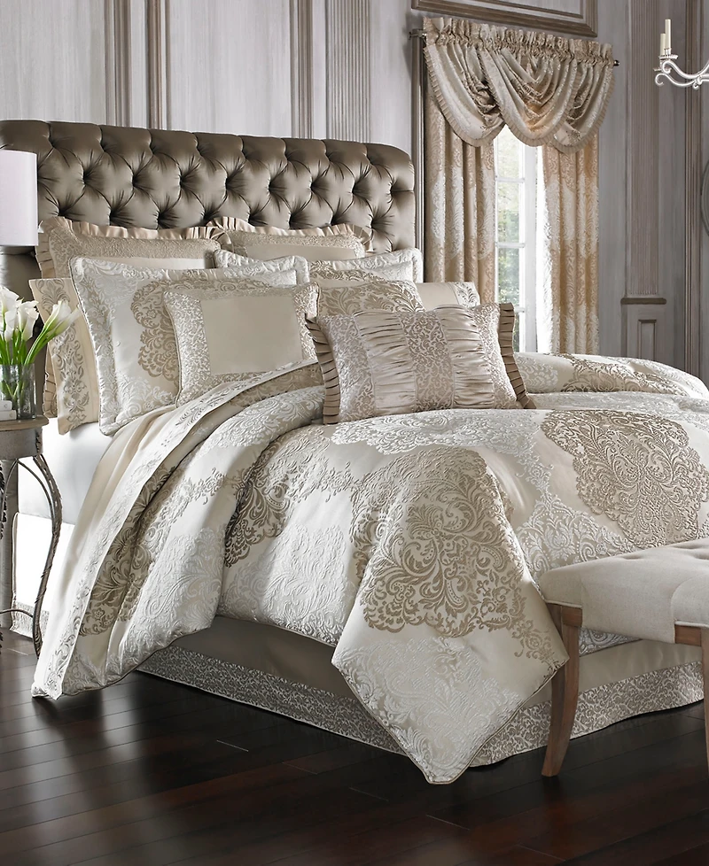 J Queen New York La Scala 4-Pc. Comforter Set