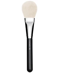 Mac 135S Large Flat Powder Brush