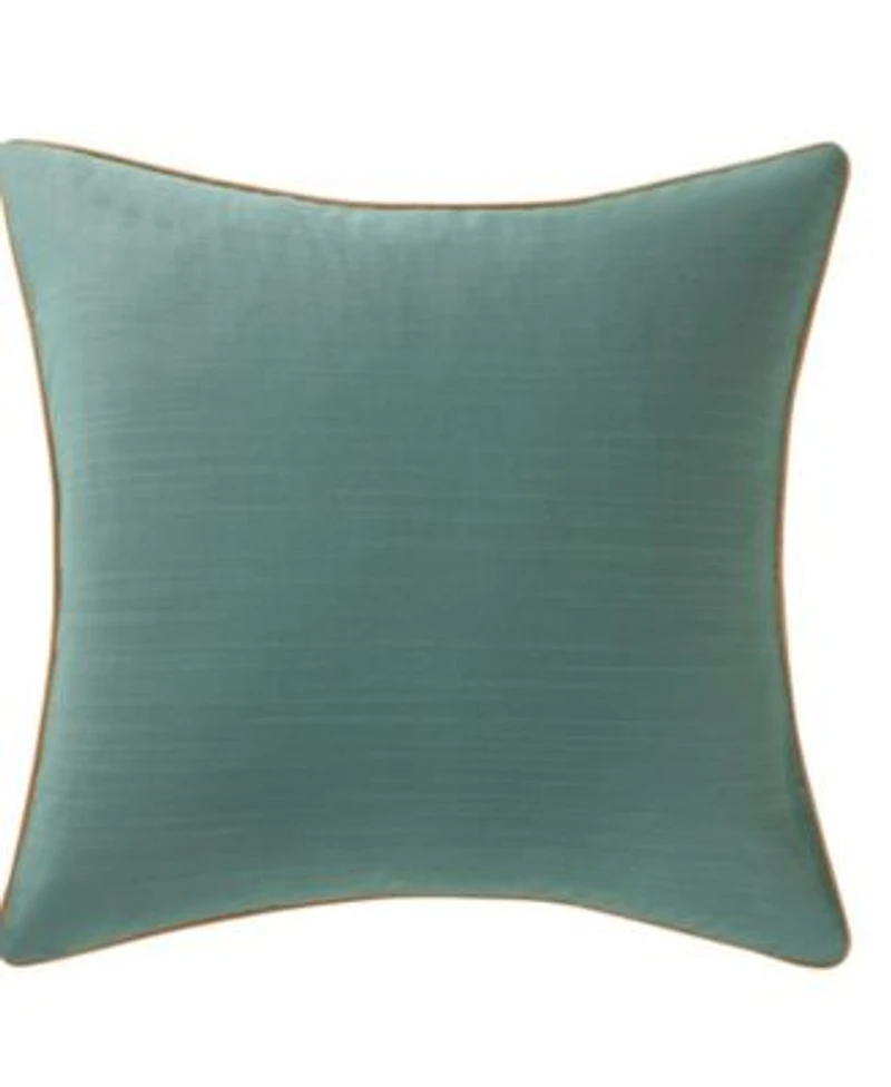 Vince Camuto Lille Comforter Sets