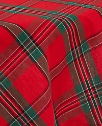 Design Imports Holiday Plaid Tablecloth 70" Round