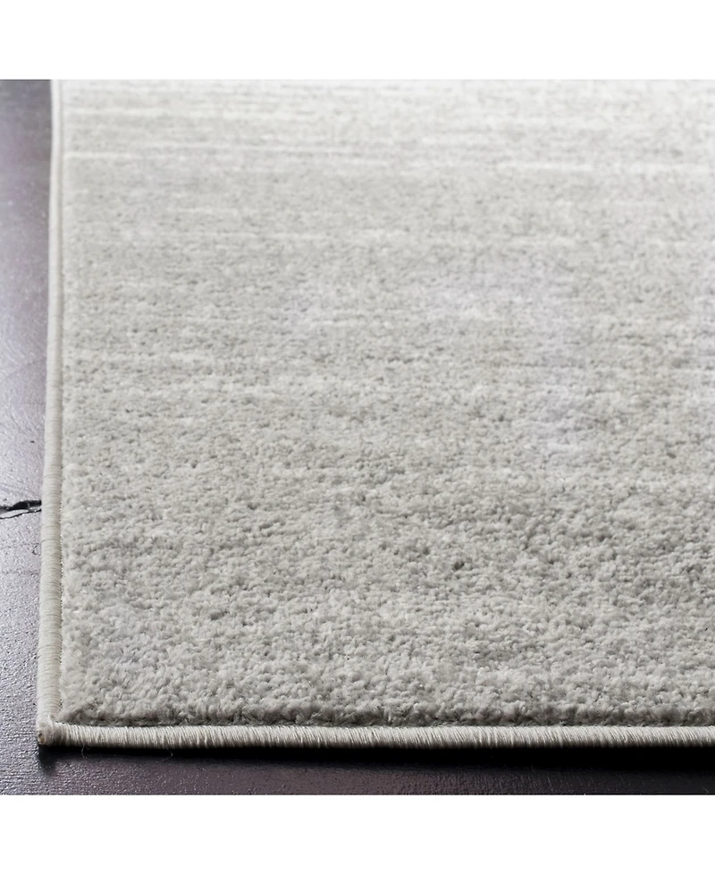 Safavieh Adirondack 113 Light Gray and Gray 5'1" x 7'6" Area Rug