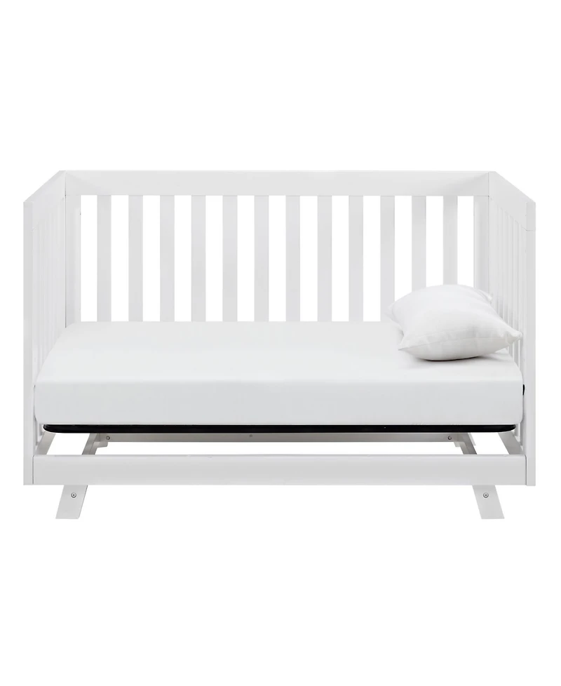 Storkcraft Beckett 3-in-1 Convertible Crib (White