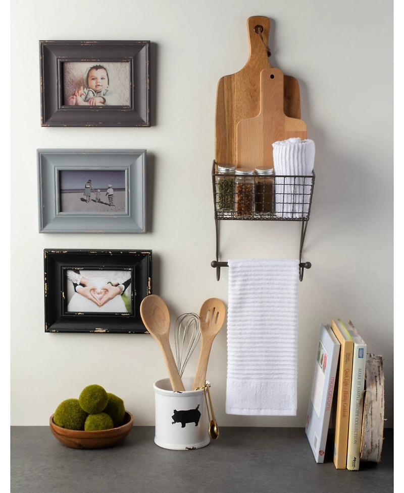 Design Imports Small Farmhouse Towel Rack