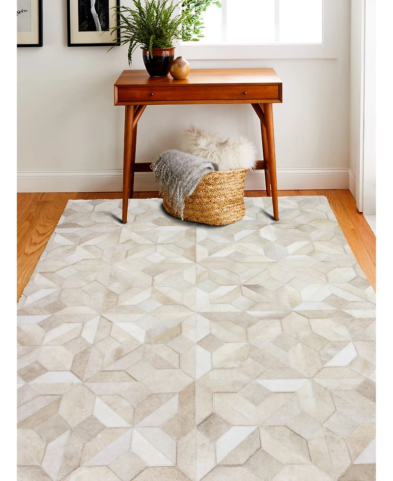 Bashian Cowhide Hie-04 Camel 5' x 8' Area Rug