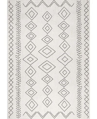 nuLoom Serna OWDN23A Ivory 5'3" x 7'6" Outdoor Area Rug