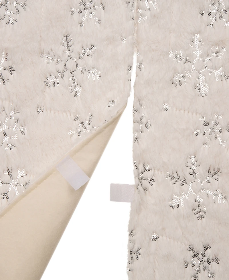 Glitzhome Plush Snowflake Christmas Tree Skirt