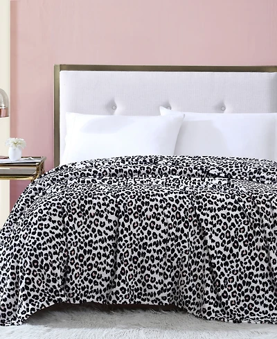 Betsey Johnson Betsey's Leopard Ultra Soft Plush Blanket, Full/Queen