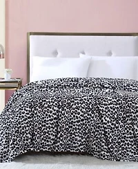 Betsey Johnson Betseys Leopard Ultra Soft Plush Blanket