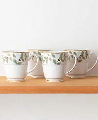 Holly Berry 12 oz Mug, Set of 4