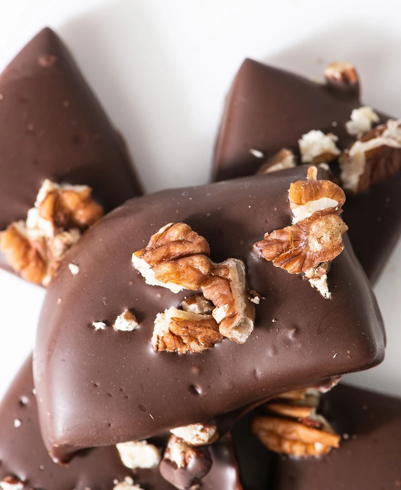 Bixby Chocolate Dark Chocolate Pecan Toffee Gift Box, 1 lb