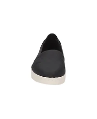 Easy Street Women's Bugsy Comfort Slip-on Flats