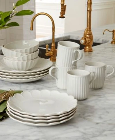 French Perle Scallop Dinnerware Collection