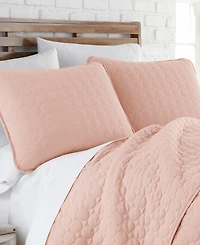 Southshore Fine Linens Ultra-Soft Lightweight Embroidered 3-Pc. Quilt Set, King/California King