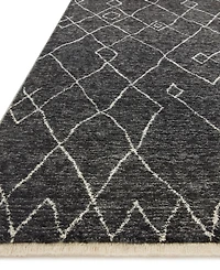 Vance Van-11 2'3"x3'10" Area Rug