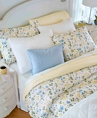 Laura Ashley Meadow Floral 3-Pc. Duvet Cover Set, Full/Queen