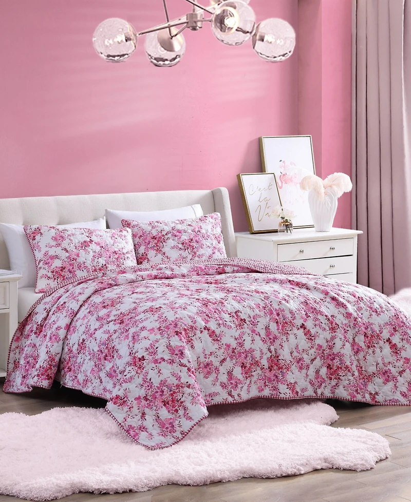 Betsey Johnson 3 Piece Floral Vineyard Quilt Set, King