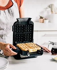 Ninja BW1001 Belgian Waffle Maker Pro NeverStick
