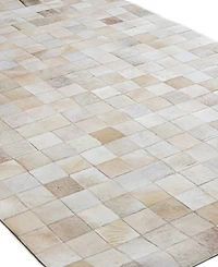 Bashian Cowhide HID44 4' x 6' Area Rug