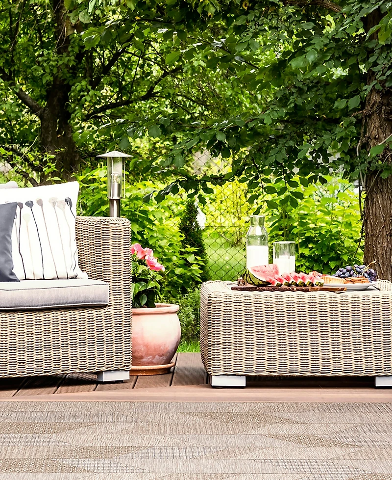 Liora Manne' Orly Angles 5'3" x 7'3" Outdoor Area Rug