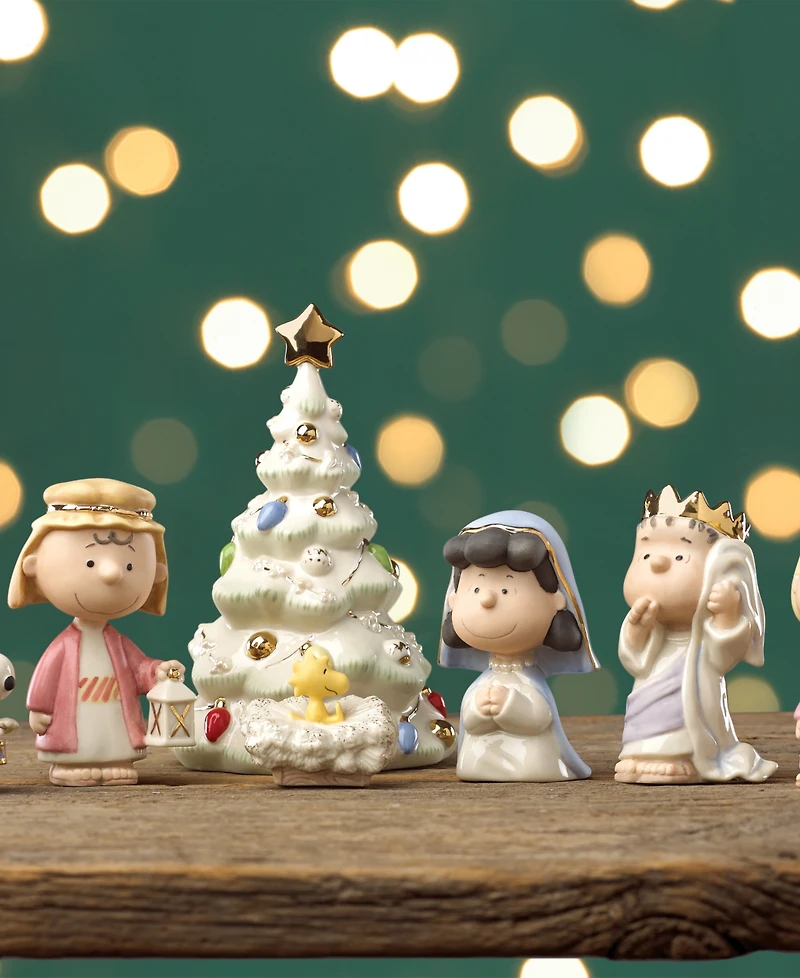 Lenox Peanuts 7 Piece Christmas Pageant Figurines