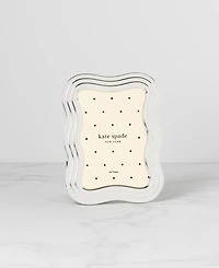 kate spade new york South Street Wavy Frame, 5" x 7"