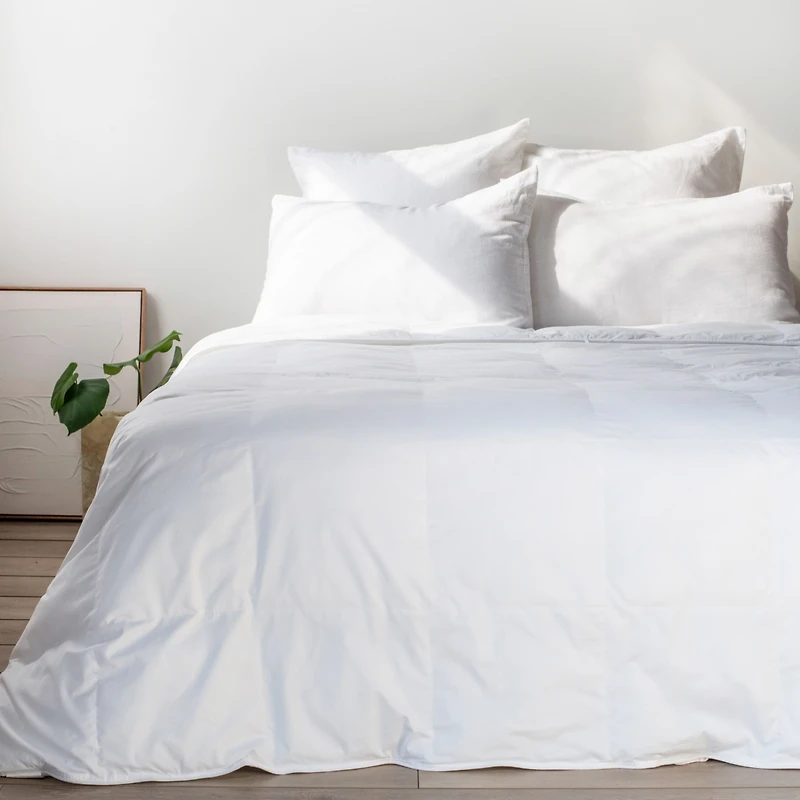 Light Weight Down Alternative Machine Washable Duvet Comforter Insert