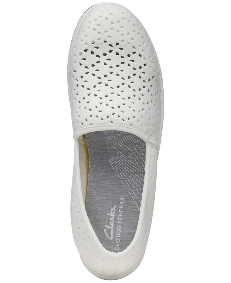 Clarks Women's Cloudsteppers Breeze Emily Perforated Loafer Flats