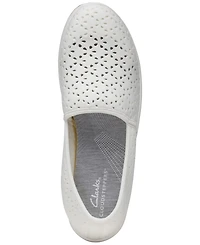 Clarks Women's Cloudsteppers Breeze Emily Perforated Loafer Flats