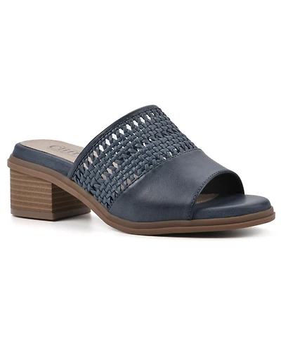 Cliffs by White Mountain Women's Corley Comfort Sandal