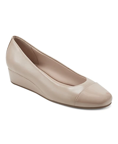 Easy Spirit Women's Gracey Round Toe Slip-on Wedge Dress Pumps