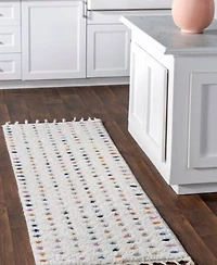 Nuloom Loft Behati Polka Dot Kids Tasseled Area Rug