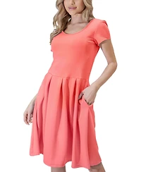 24seven Comfort Apparel Women's Scoop Neck Knee Length with Pocket Dress