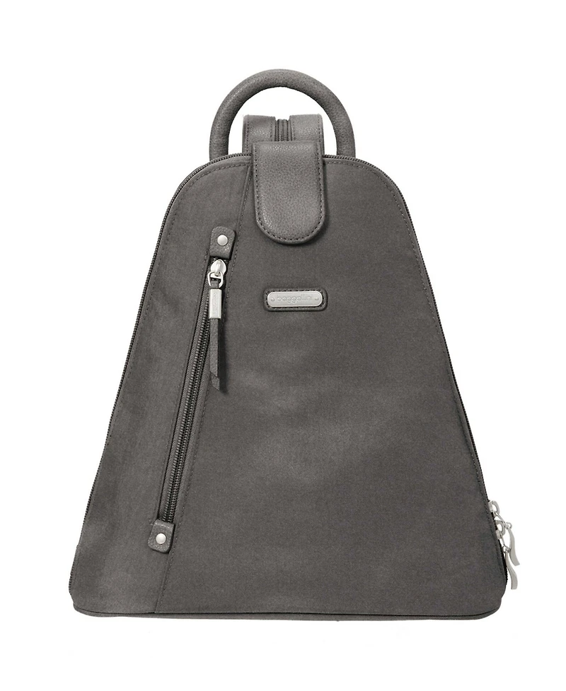Baggallini Metro with Wristlet Backpack