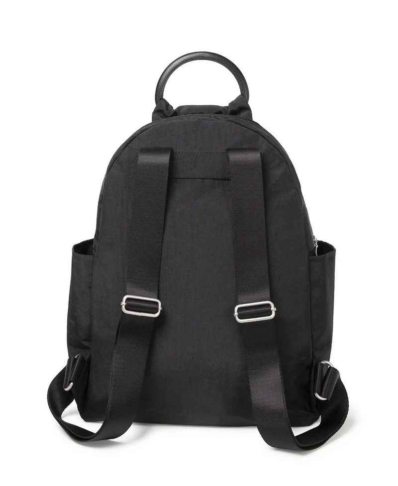 Baggallini All Day with Wristlet Backpack
