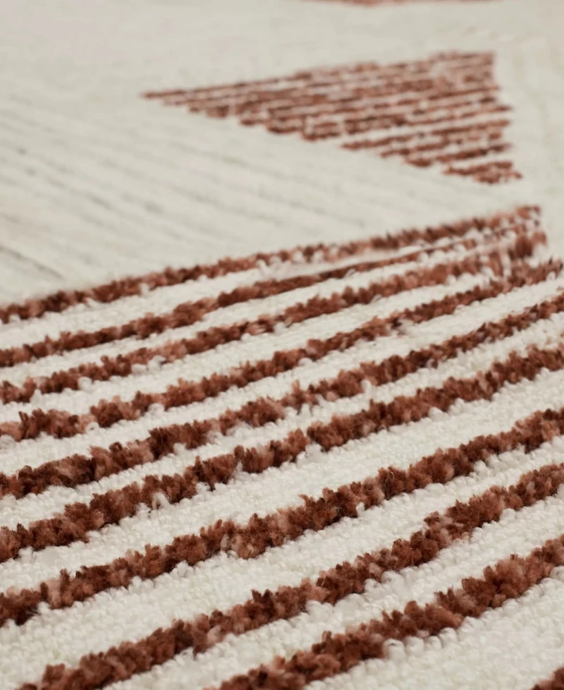 Drew & Jonathan Home Bowen Central Valley 5'3" x 7'10" Area Rug