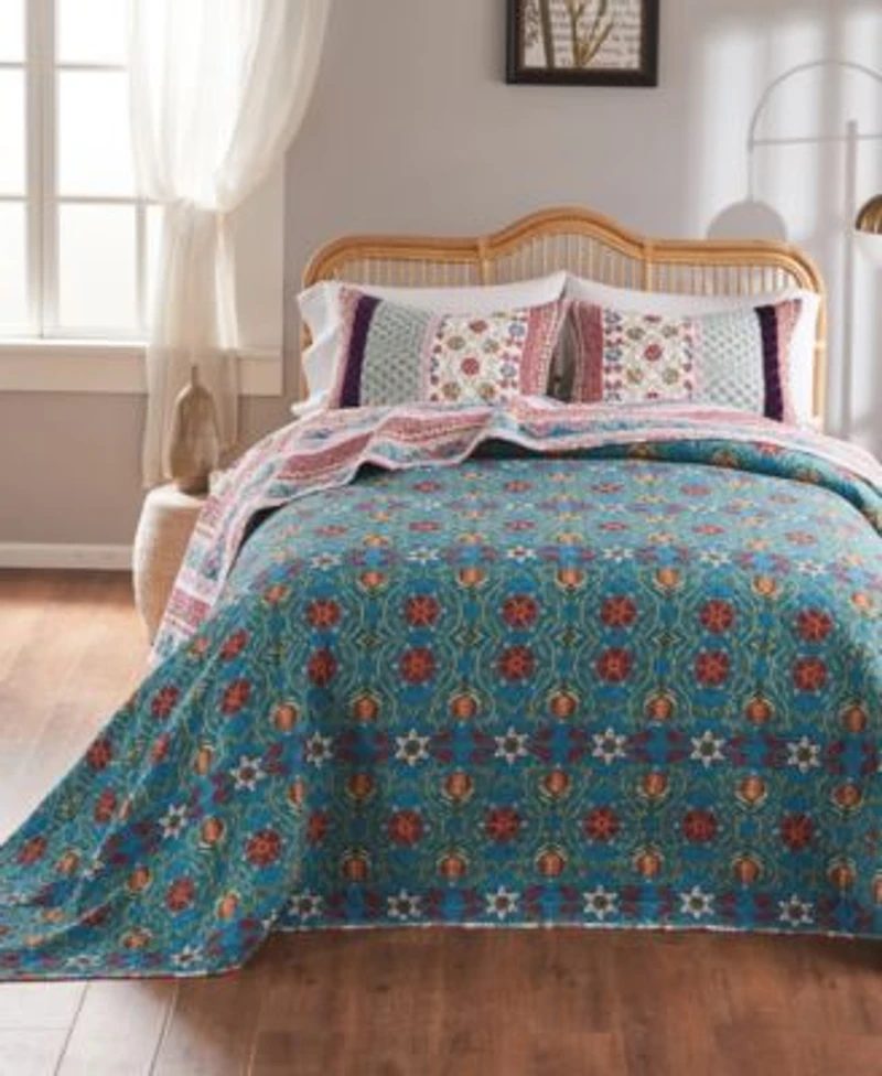 Greenland Home Fashions Thalia Boho Style Velvet Embellished Cotton Bedspread Set