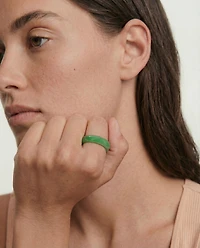zZ — Imperial green jade ring