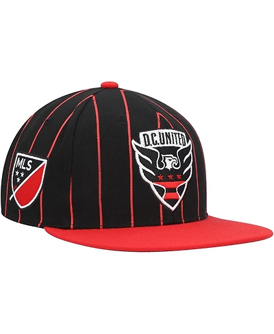 Men's Mitchell & Ness Black D.c. United Team Pin Snapback Hat