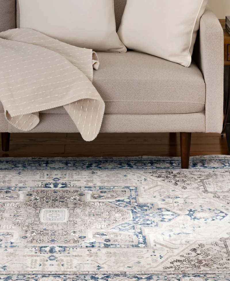 Km Home Belmont Jabari 3'3" x 5'3" Area Rug