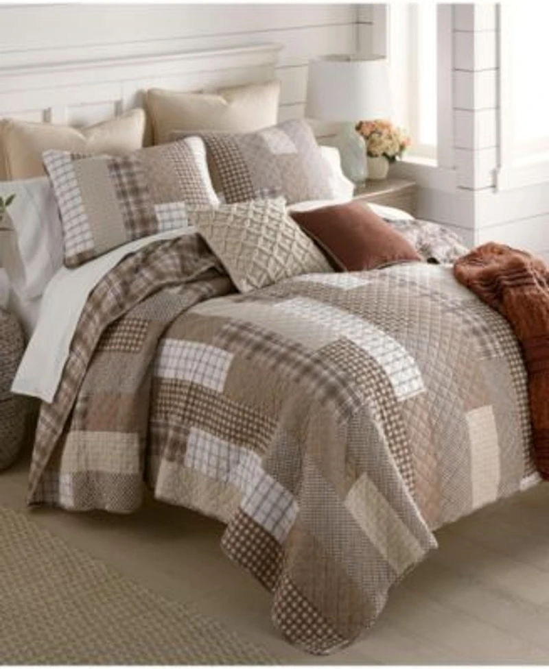 Donna Sharp Highalnd Plaid Reversible 3 Piece Quilt Sets