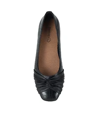 Baretraps Women's Chainey Ballet Flats