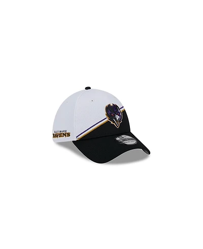 Men's New Era White, Black Baltimore Ravens 2023 Sideline 39THIRTY Flex Hat