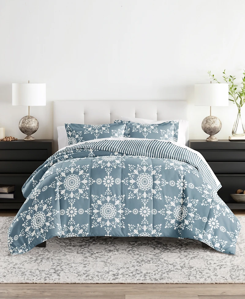 ienjoy Home Ultra Soft Daisy Medallion Reversible 2- Pc. Comforter Set, Twin